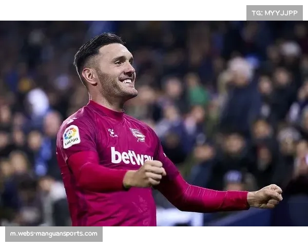 阿拉维斯评级C-：安赫尔佩雷斯加盟，锋线补强但预算有限